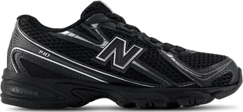 New Balance 740 black