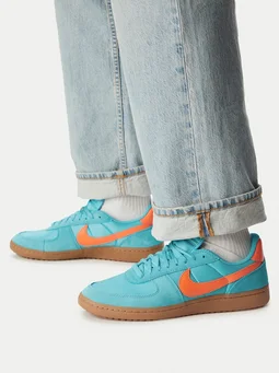 Nike Field General dusty cactus/Gum medium brown/safety Orange