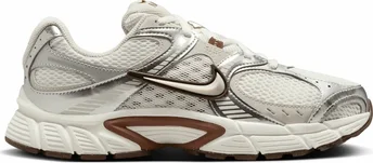 Nike V5 RNR Sail/fauna brown/phantom/light orewood brown