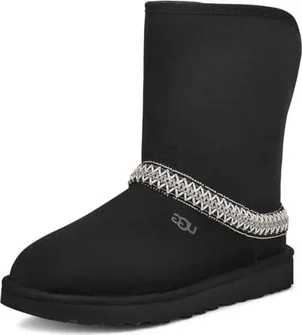 UGG Classic Short Crescent Boot black
