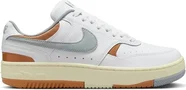 Nike Gamma Force white/flax/coconut milk/light pumice