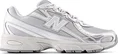 New Balance 740 metallic silver
